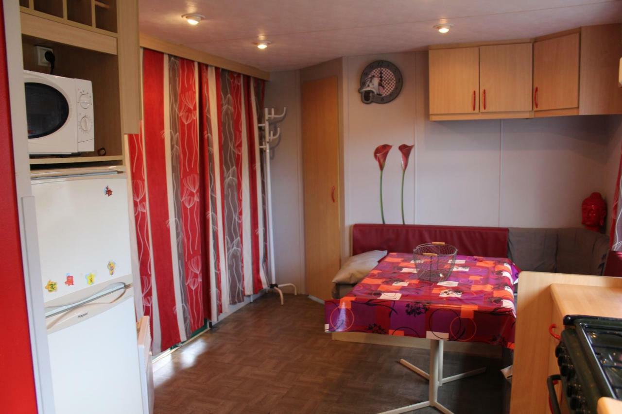 Les Mobiles Homes De La Palmyre Les Mathes Buitenkant foto