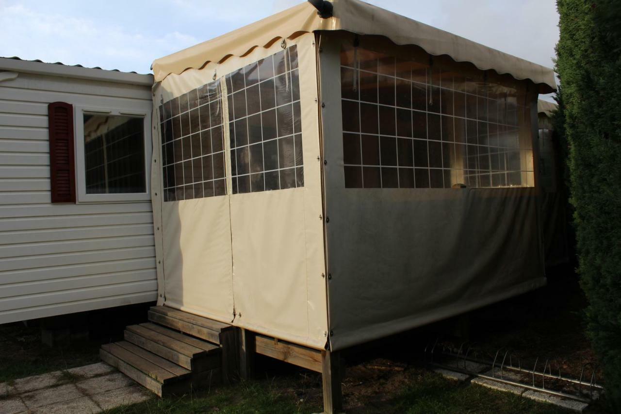 Les Mobiles Homes De La Palmyre Les Mathes Buitenkant foto
